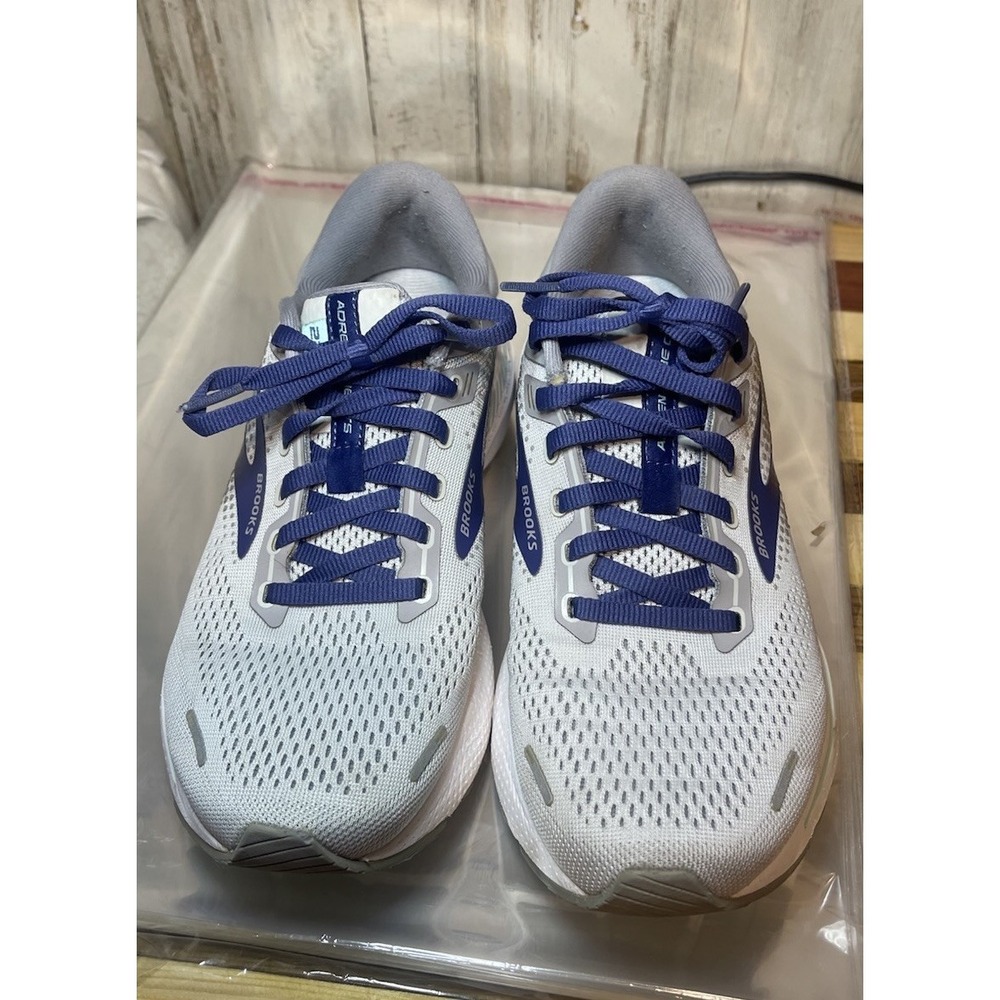 Size 8 - Brooks Adrenaline GTS 22 Gray - 1203531D045 Running Shoes, Purple - Picture 1 of 9